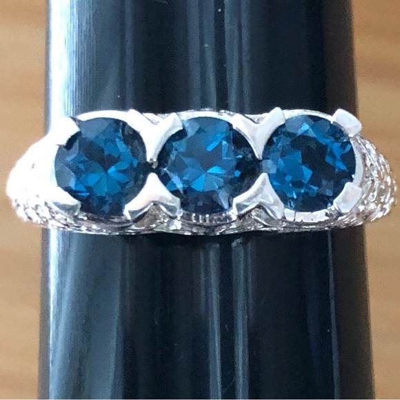 $72 Designer Estate Ring  Sterling Silver  Size 9  Marked CD 925 China - Picture 5 of 7